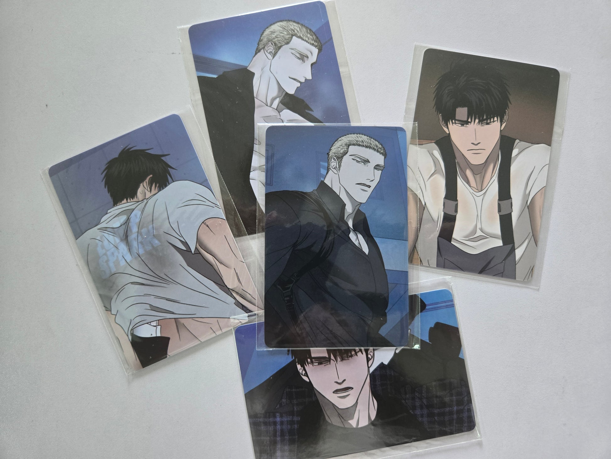 Five photocards blue themed featuring Shutline couple
